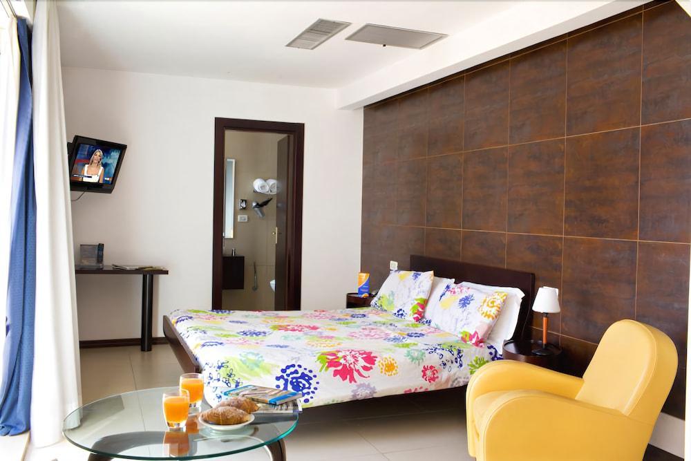 Hotel Mediterranea & Convention Center 4*