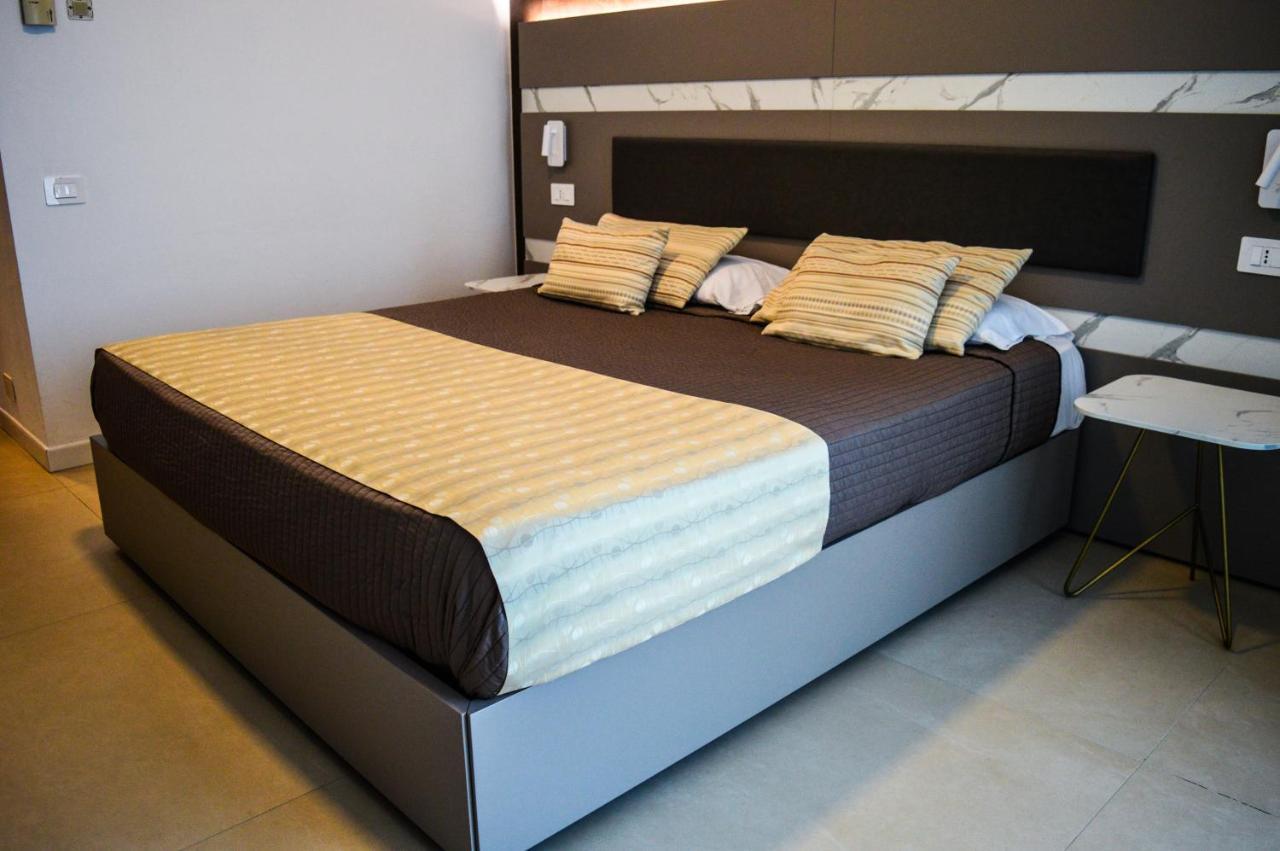 Mediterranea & Convention Center Hotel 4*