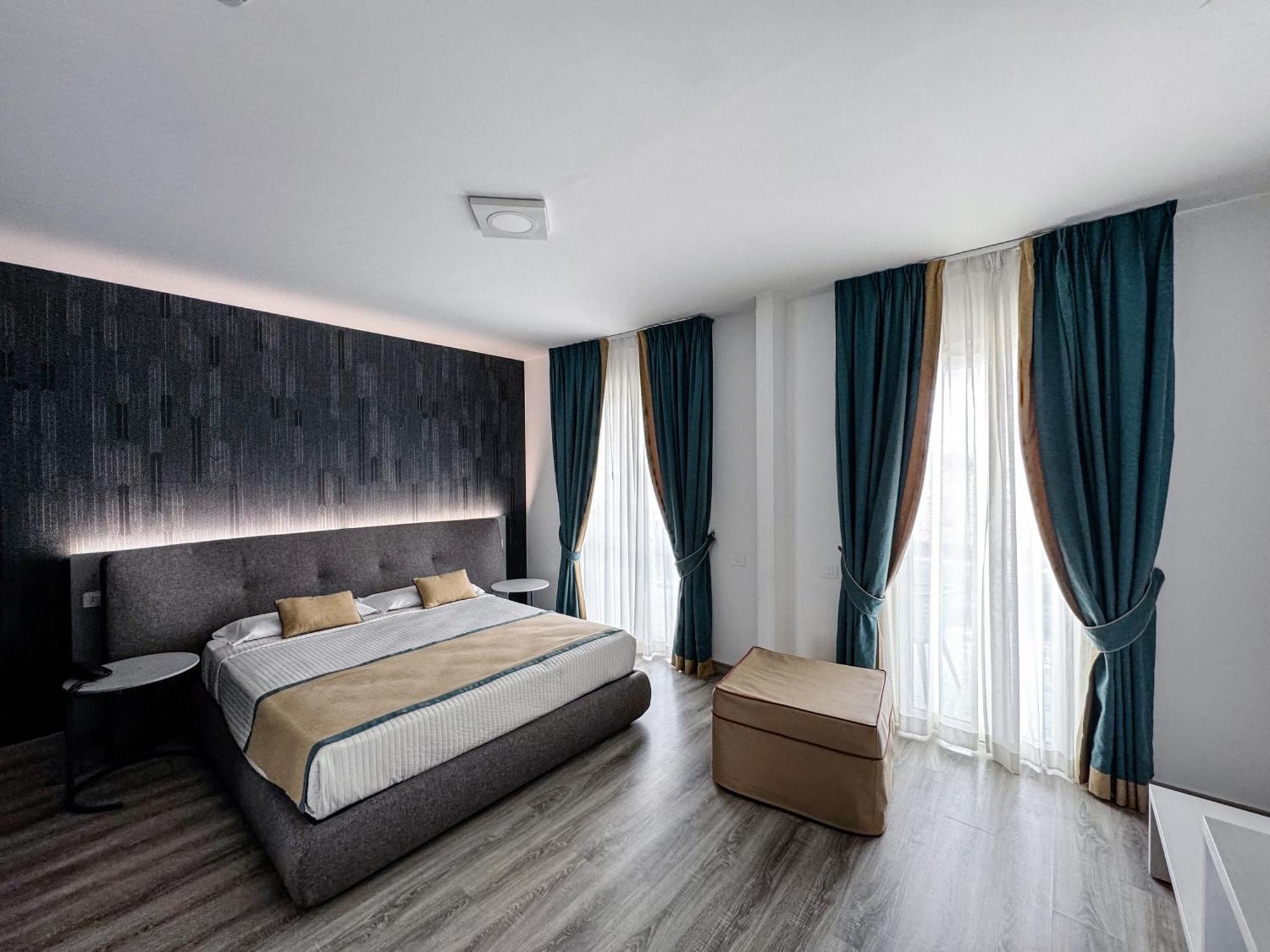 Mediterranea Hotel&convention Center 4*