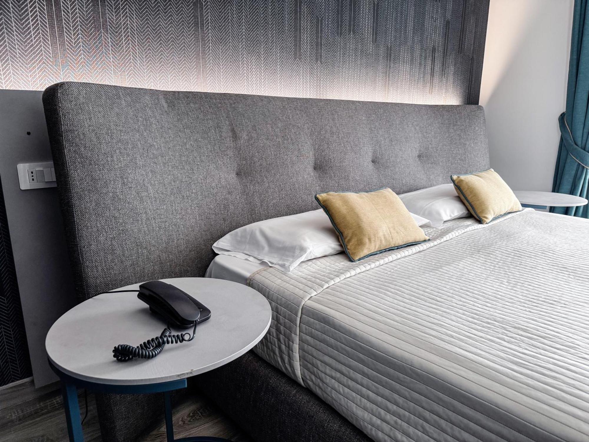 Mediterranea & Convention Center Hotel 4*