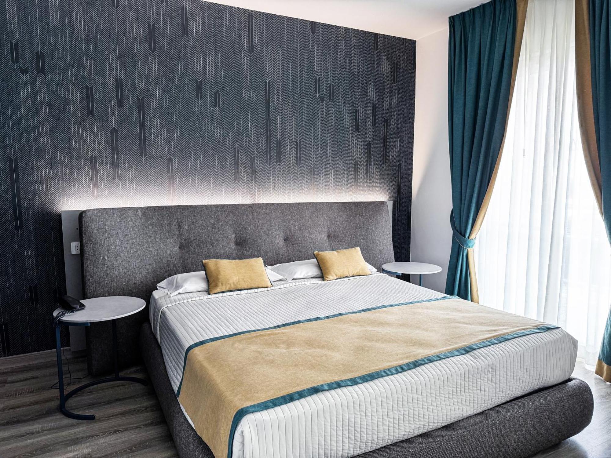 Mediterranea Hotel&convention Center Hotel