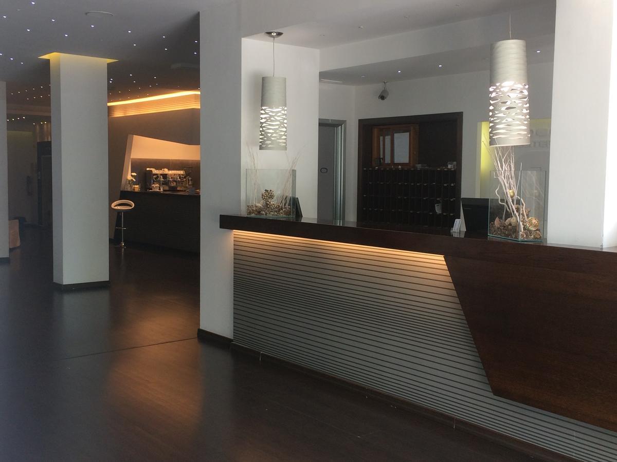Mediterranea Hotel&convention Center 4*