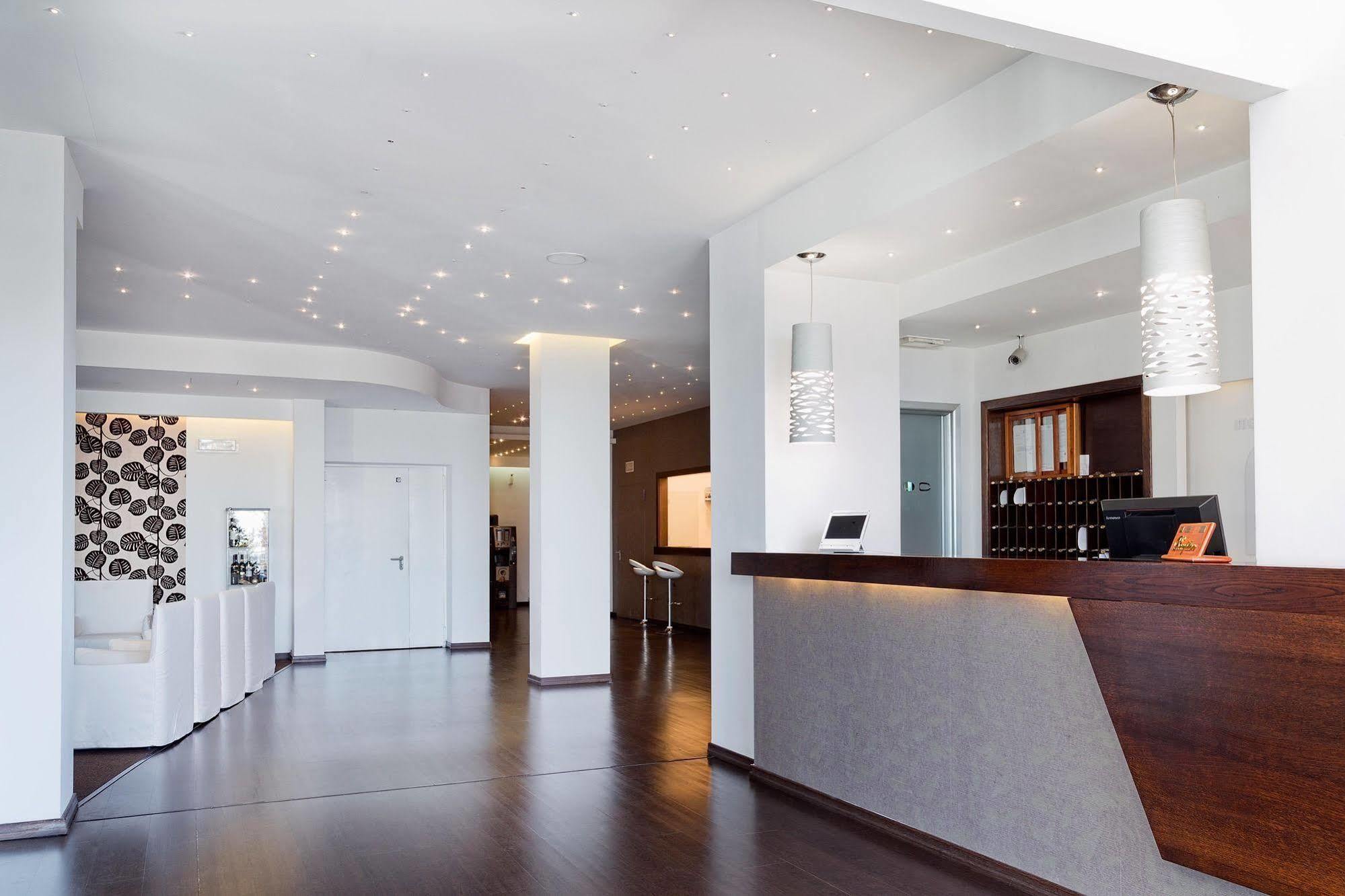Hotel Mediterranea Hotel&convention Center 4*